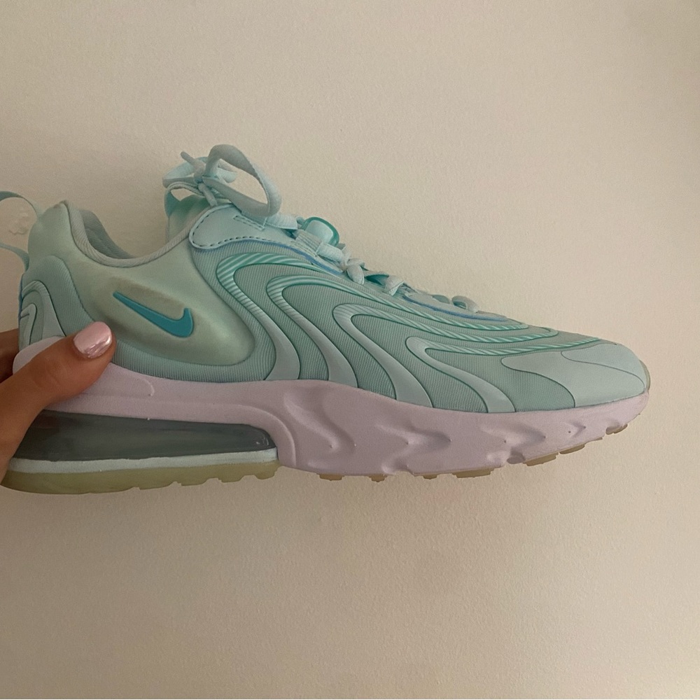 Nike Airmax 270 React